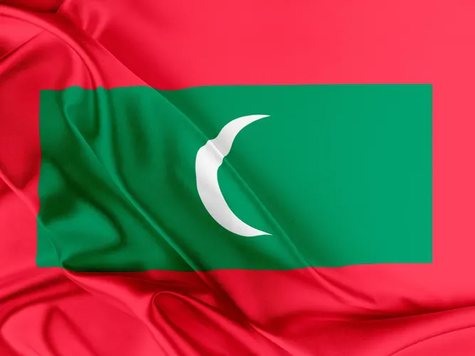 Flag of Maldives with link to flight support services for Maldives.